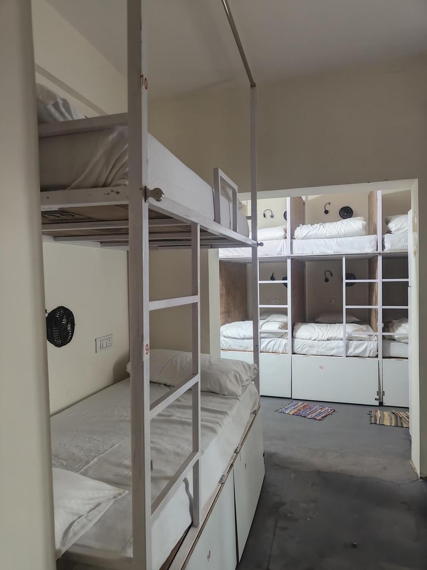 Hostel Hot - House Of Travellers, Vagator Zimmer foto