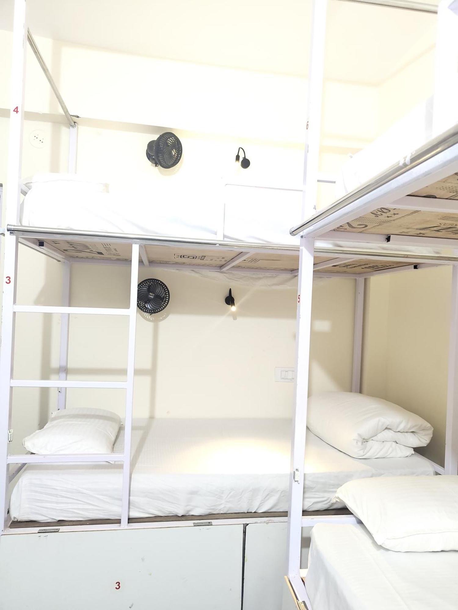 Hostel Hot - House Of Travellers, Vagator Zimmer foto